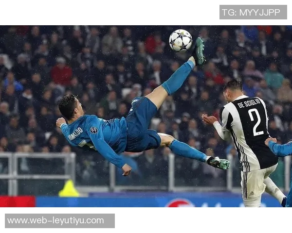 塞梅多传中C罗错失良机做出遗憾手势只差一点就能进球