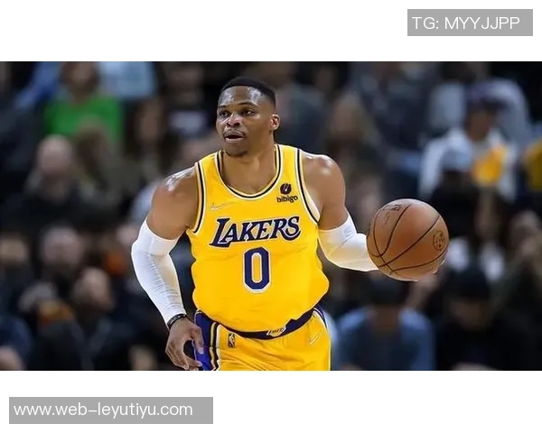 海斯戴维斯自信助力太阳队期待展现最佳状态与团队合作精神