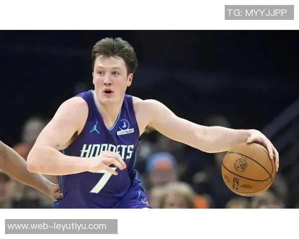 三球称赞克尼佩尔攻防俱佳明白在场上应做的正确决策