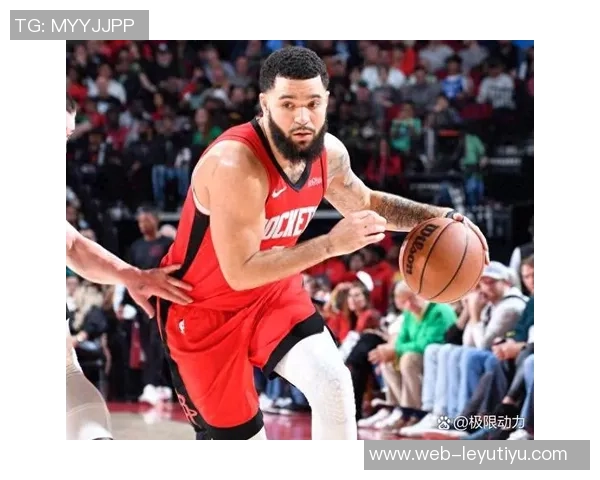 兰德尔表现平平全场10投仅4中贡献16分5篮板1助攻次节状态低迷未能得分